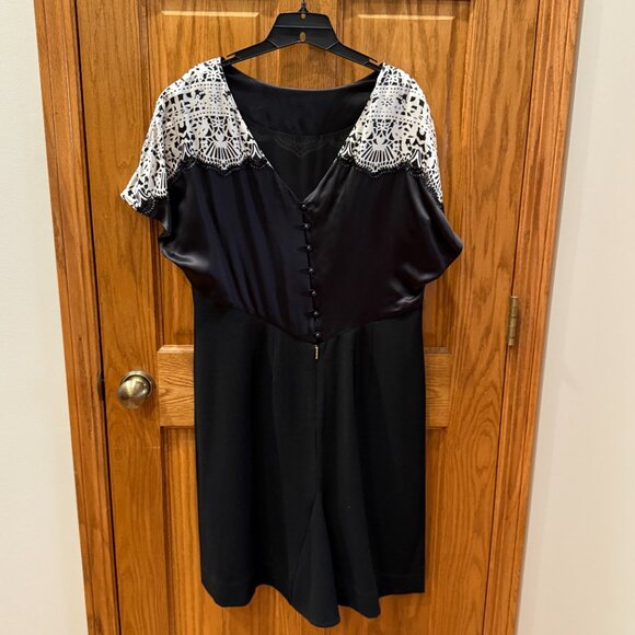 Tory Burch Black White Lace Daphne Beaded Buttoned Dress, SZ 14 - Picture 5 of 9